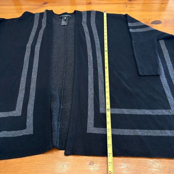 White House Black Market Ruana Wrap - Picture 12 of 15